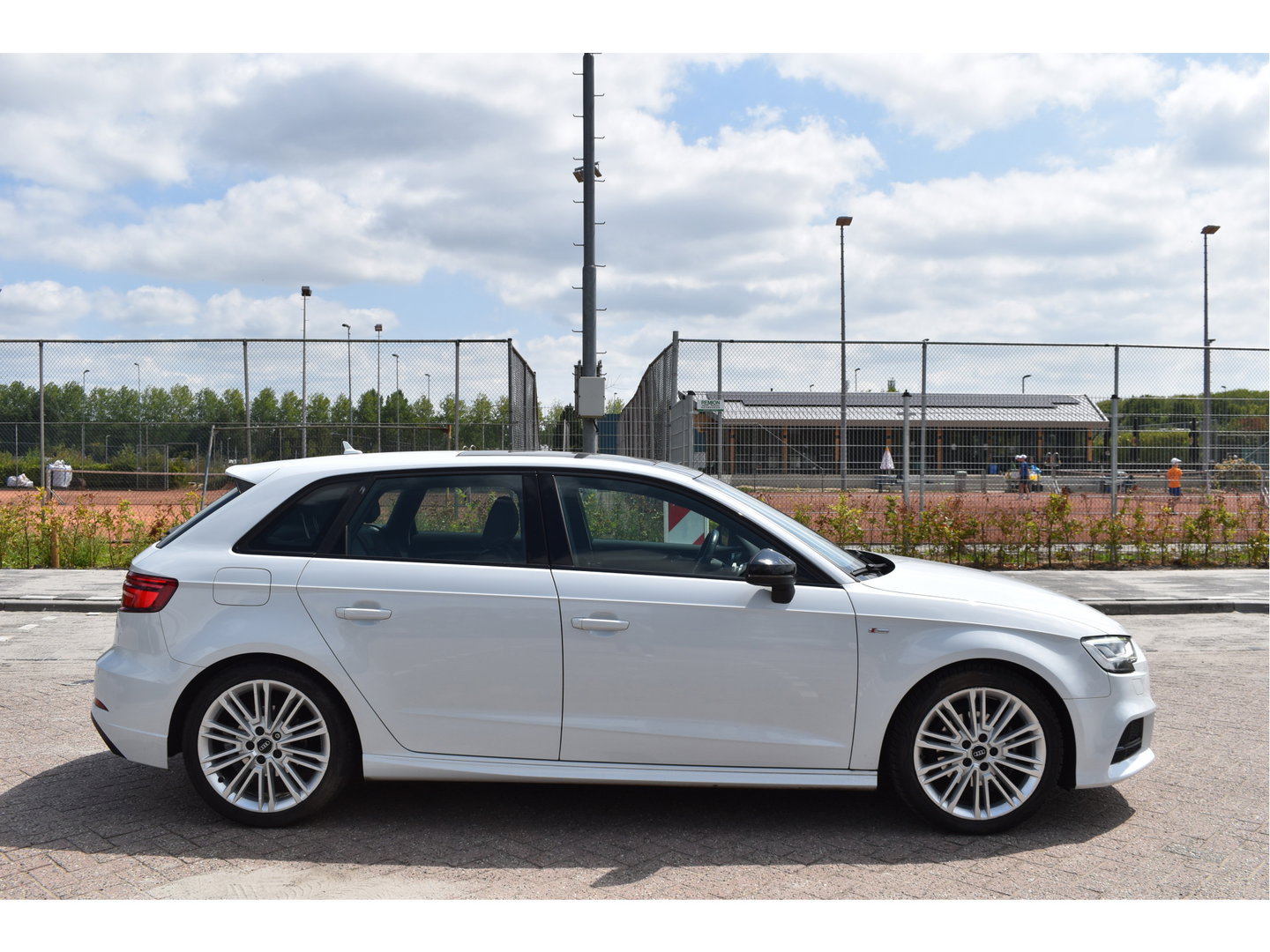 Audi A3 Sportback 1.5 TFSI CoD Sport S Line Edition ,ORGINEEL NEDERLANDSE AUTO , BOEKJES,NAP EN ONDERHOUDSHISTORIE