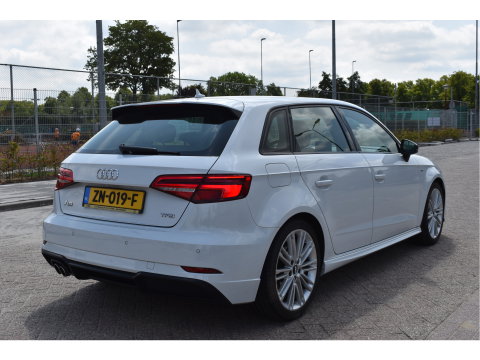 Audi A3 Sportback 1.5 TFSI CoD Sport S Line Edition ,ORGINEEL NEDERLANDSE AUTO , BOEKJES,NAP EN ONDERHOUDSHISTORIE