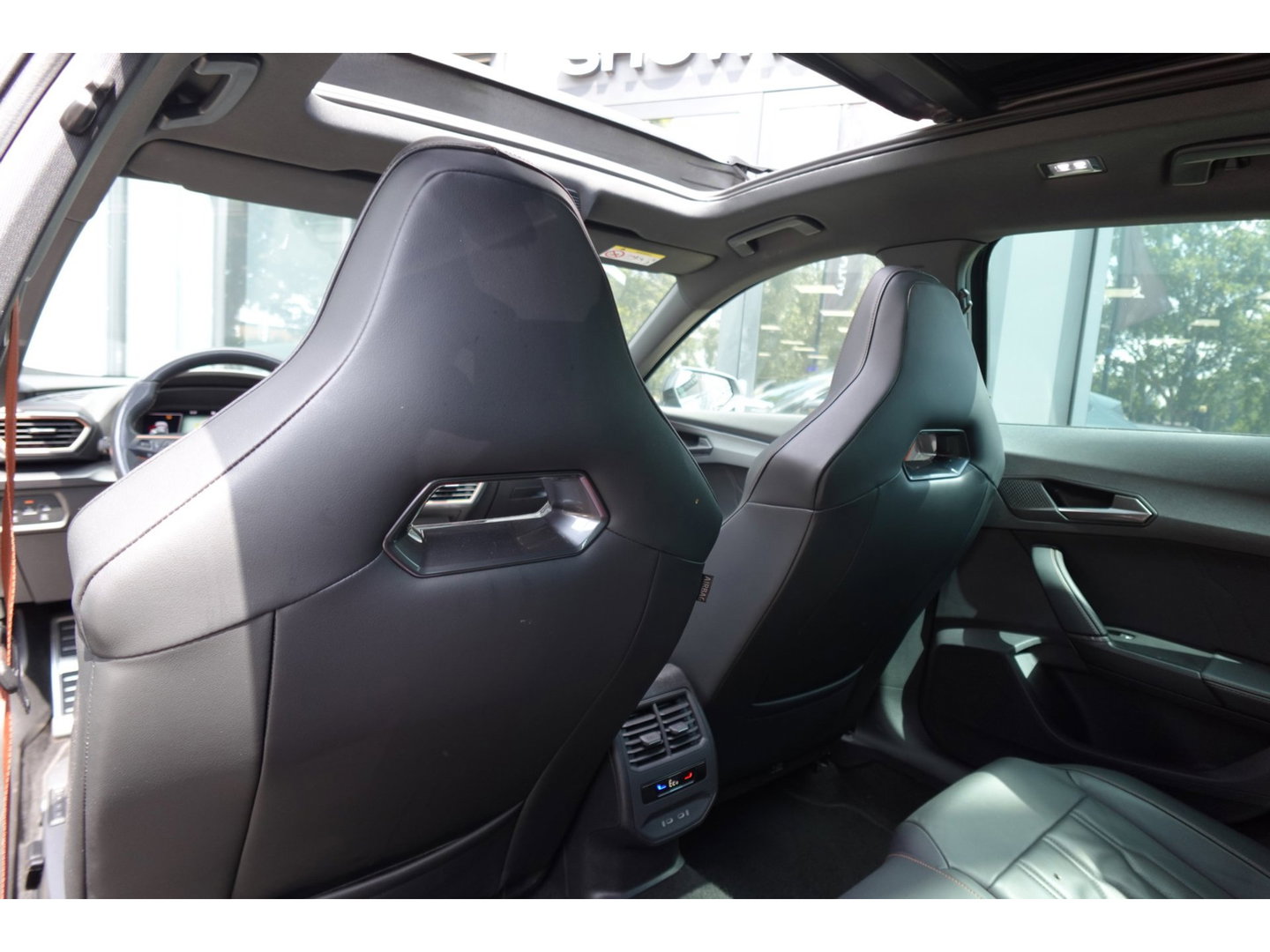 CUPRA Formentor 1.4 e-Hybrid VZ Copper Edition PANO KEYLESS 360