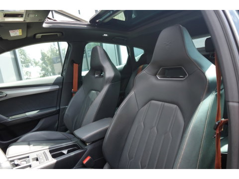 CUPRA Formentor 1.4 e-Hybrid VZ Copper Edition PANO KEYLESS 360