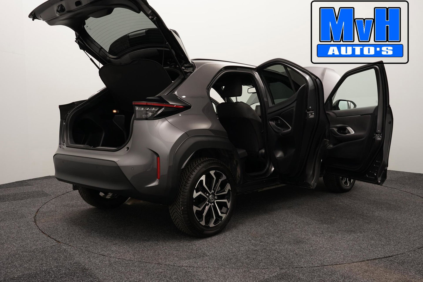 Toyota Yaris Cross 1.5 Hybrid Business Plus|STOELVERW|CAMERA