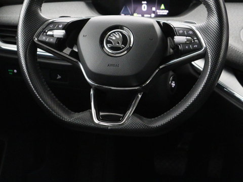 Škoda Enyaq iV 60 | SOH 92.1% | Trekhaak | Stuur/stoel verwarming | Half Leder | Cruise control | Camera | Carplay | Standkachel | Sfeerverlichting | 21''