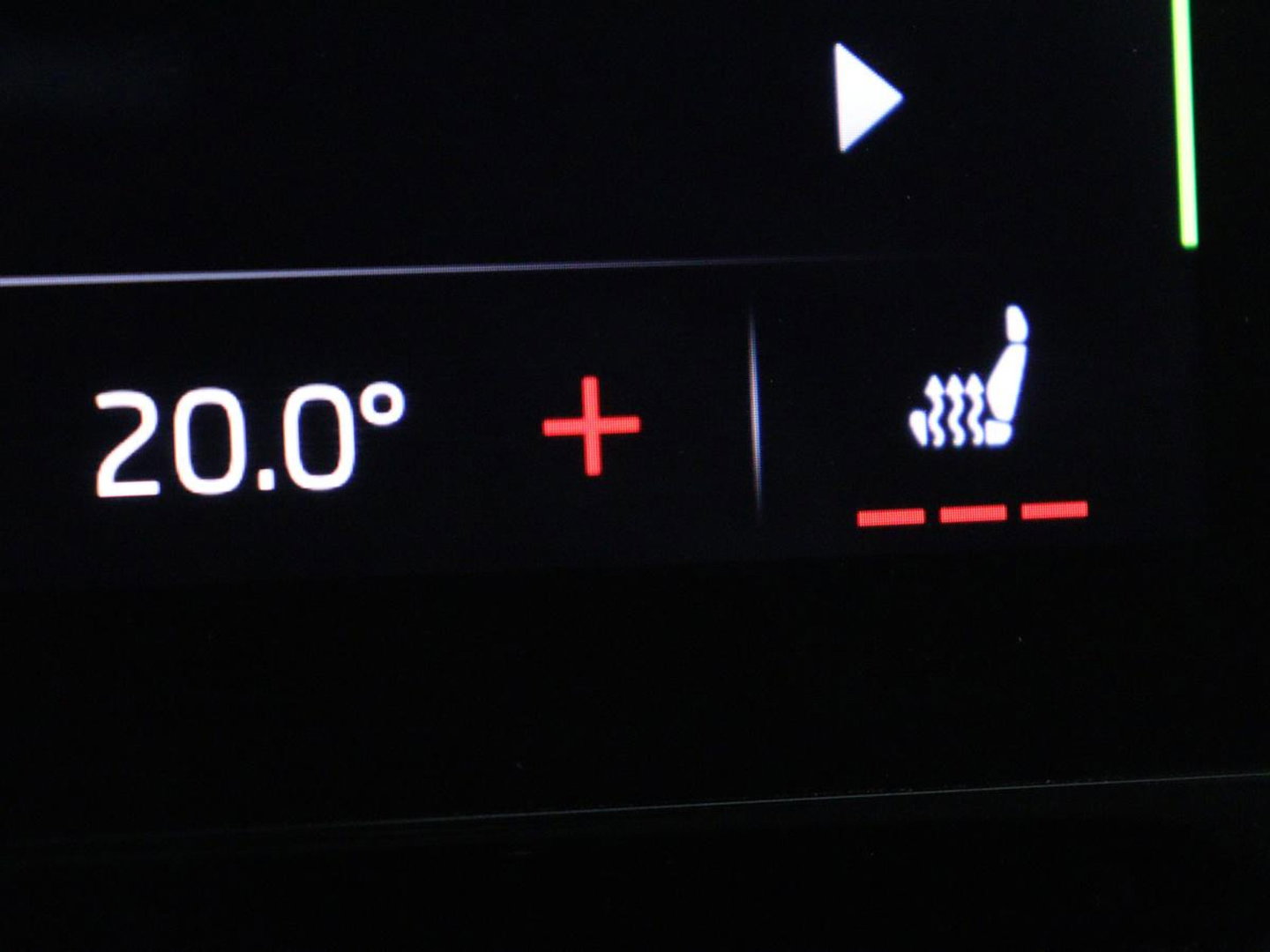 Škoda Enyaq iV 60 | SOH 92.1% | Trekhaak | Stuur/stoel verwarming | Half Leder | Cruise control | Camera | Carplay | Standkachel | Sfeerverlichting | 21''
