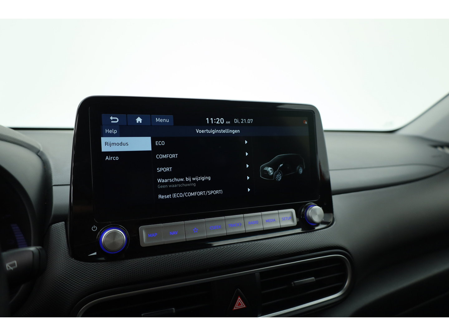 Hyundai KONA EV Premium 64 kWh | Rijklaar ! |SOH 96.6% | Warmtepomp | HUD | Krell | Adapt. Cruise | Camera | Stoel- Stuurverw. | Keyless | Leder
