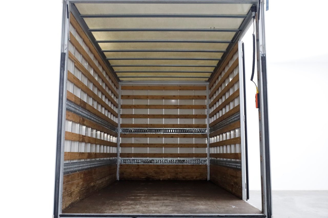 FUSO Canter
