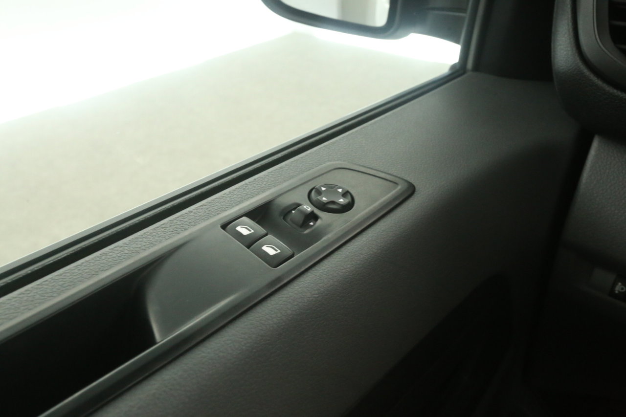 Peugeot e-Expert