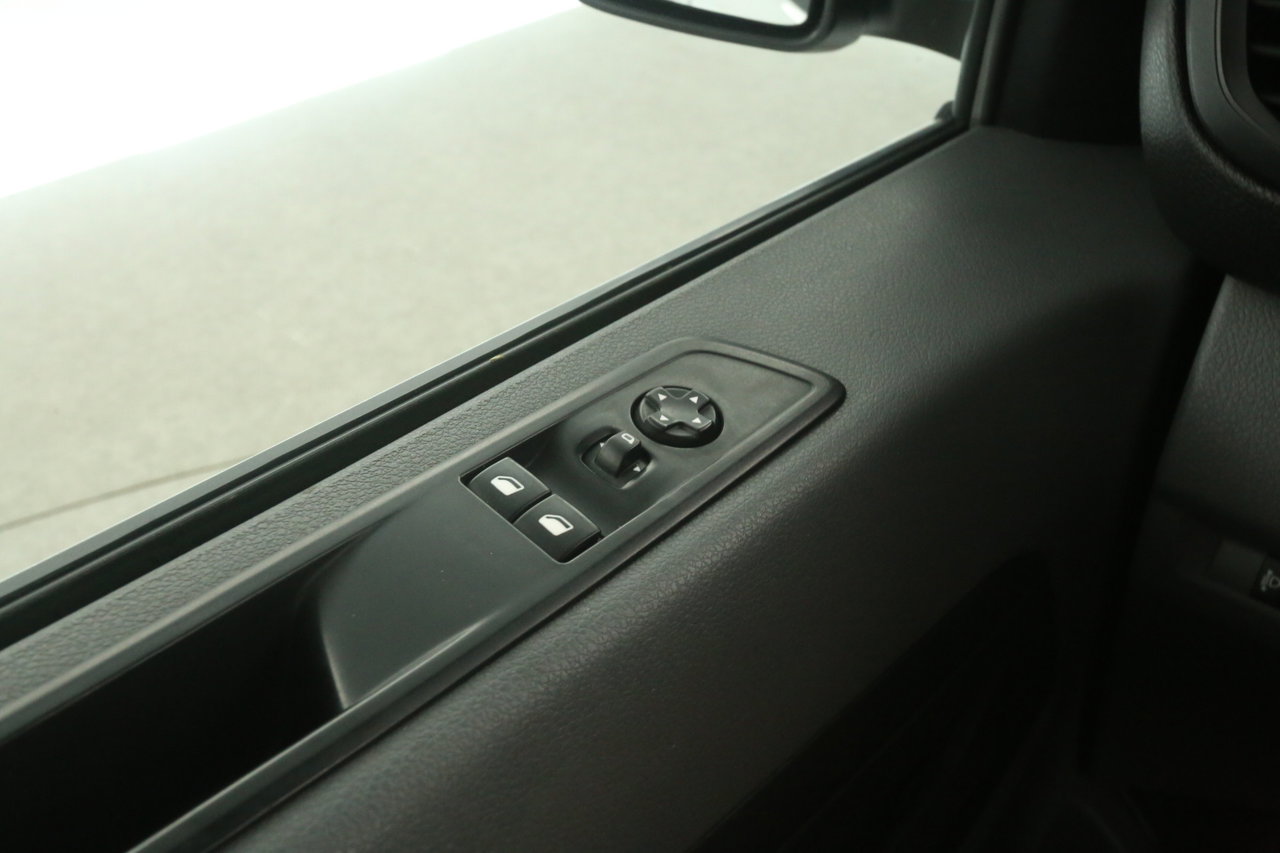 Peugeot e-Expert