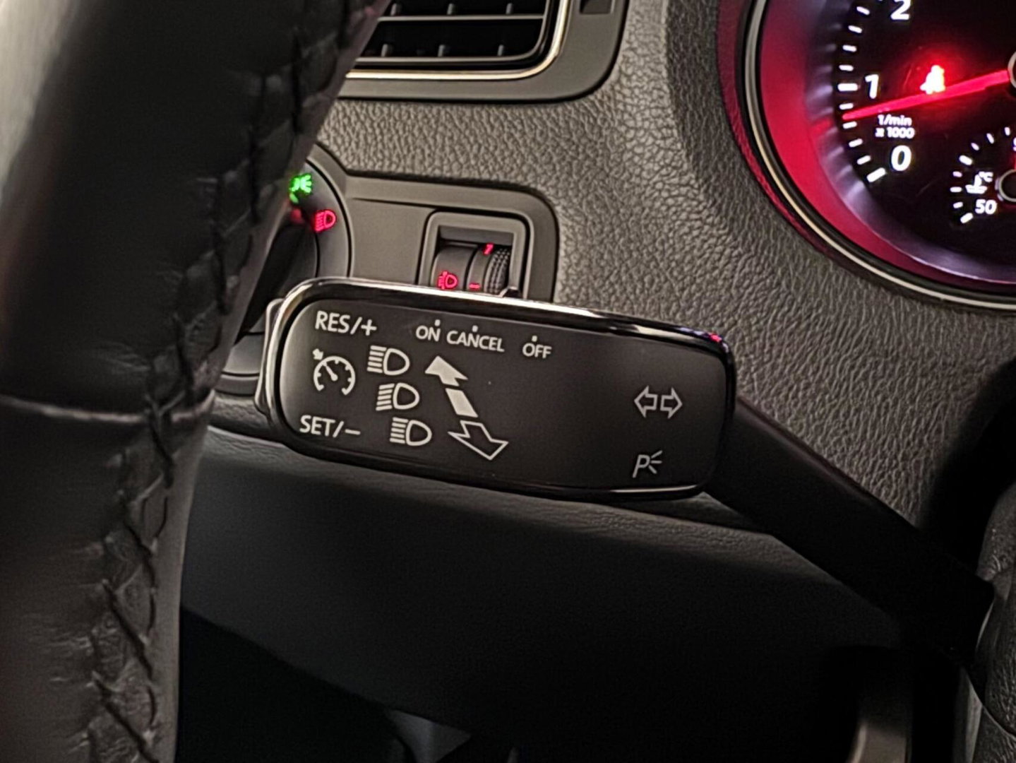 Volkswagen Polo 1.2 TSI Highline Navi Cruise Carplay PDC