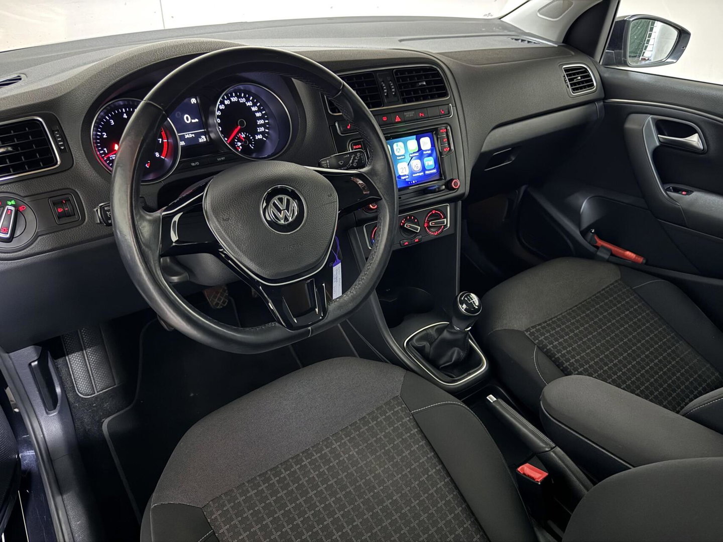 Volkswagen Polo 1.2 TSI Highline Navi Cruise Carplay PDC