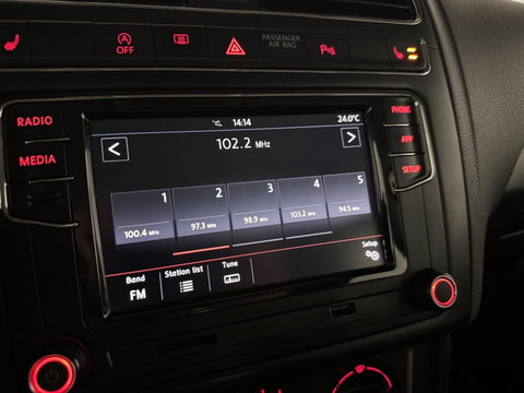 Volkswagen Polo 1.2 TSI Highline Navi Cruise Carplay PDC