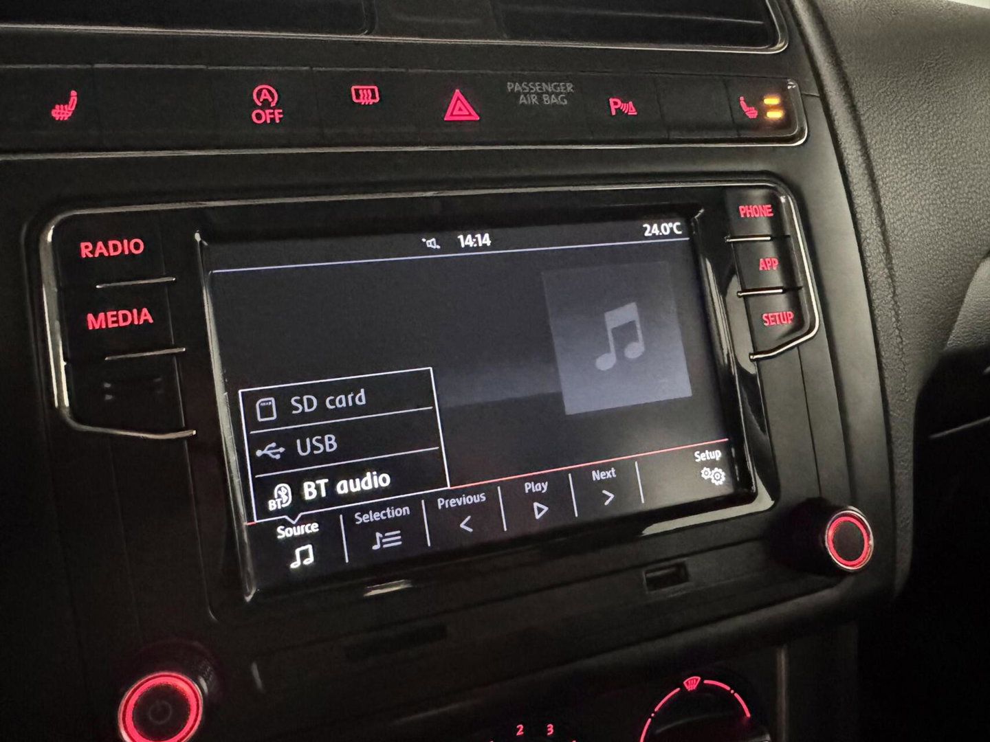 Volkswagen Polo 1.2 TSI Highline Navi Cruise Carplay PDC