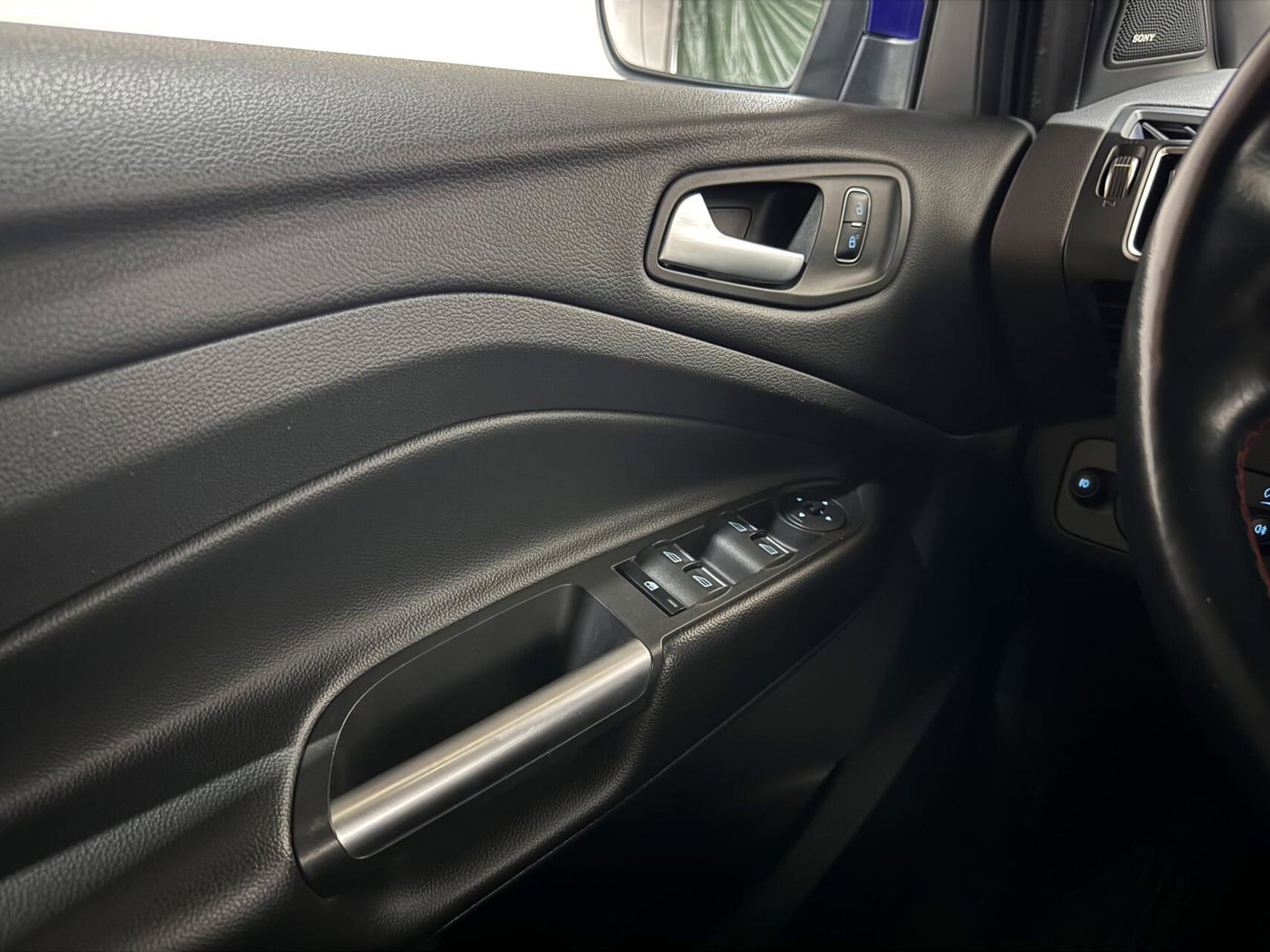 Ford Kuga 1.5 EcoBoost Titanium 4x4 Sony Carplay Camera Trekh.