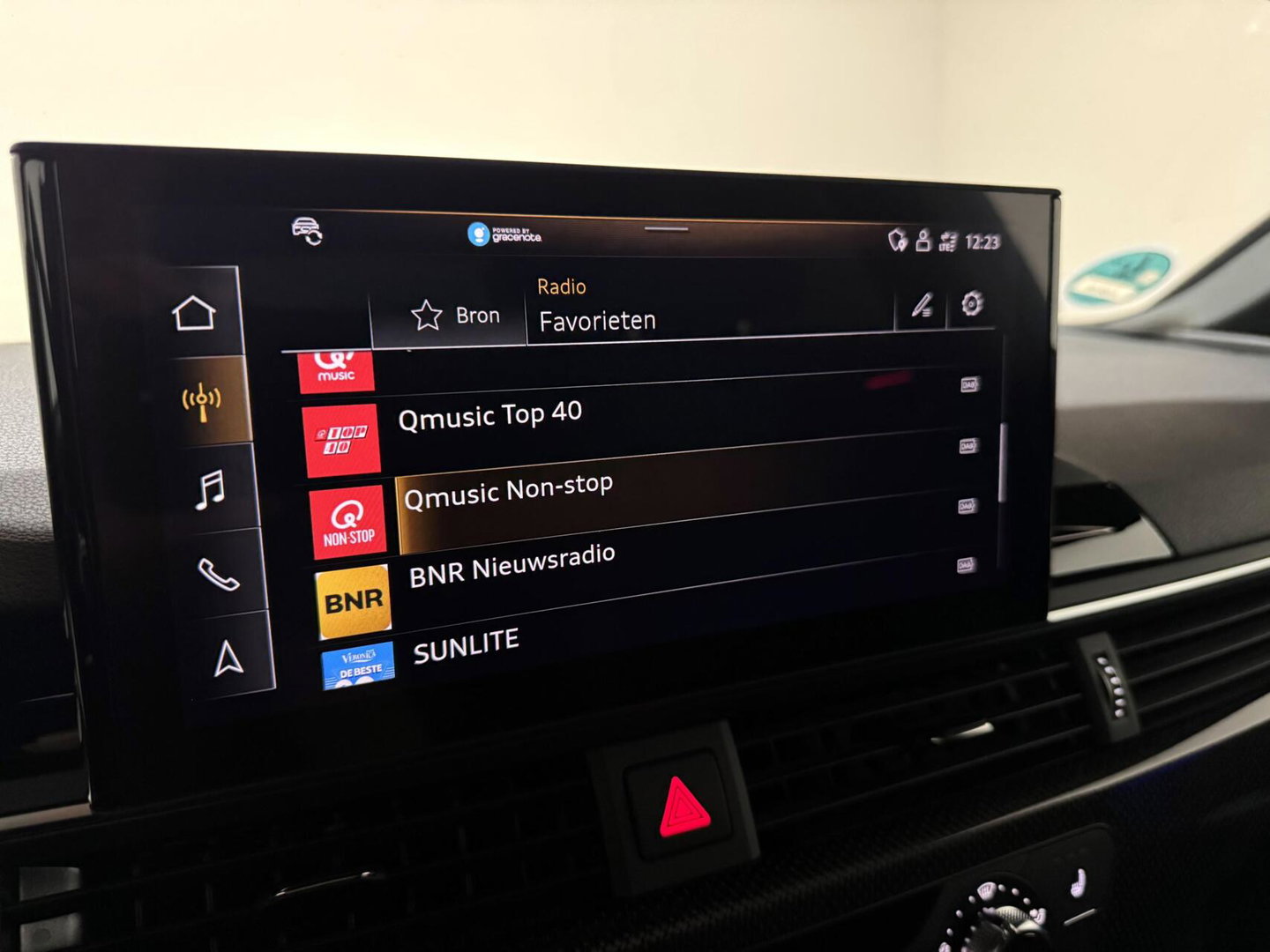 Audi A4 Avant 40 TDI S-Line Black Edition Sfeer Carplay Camera