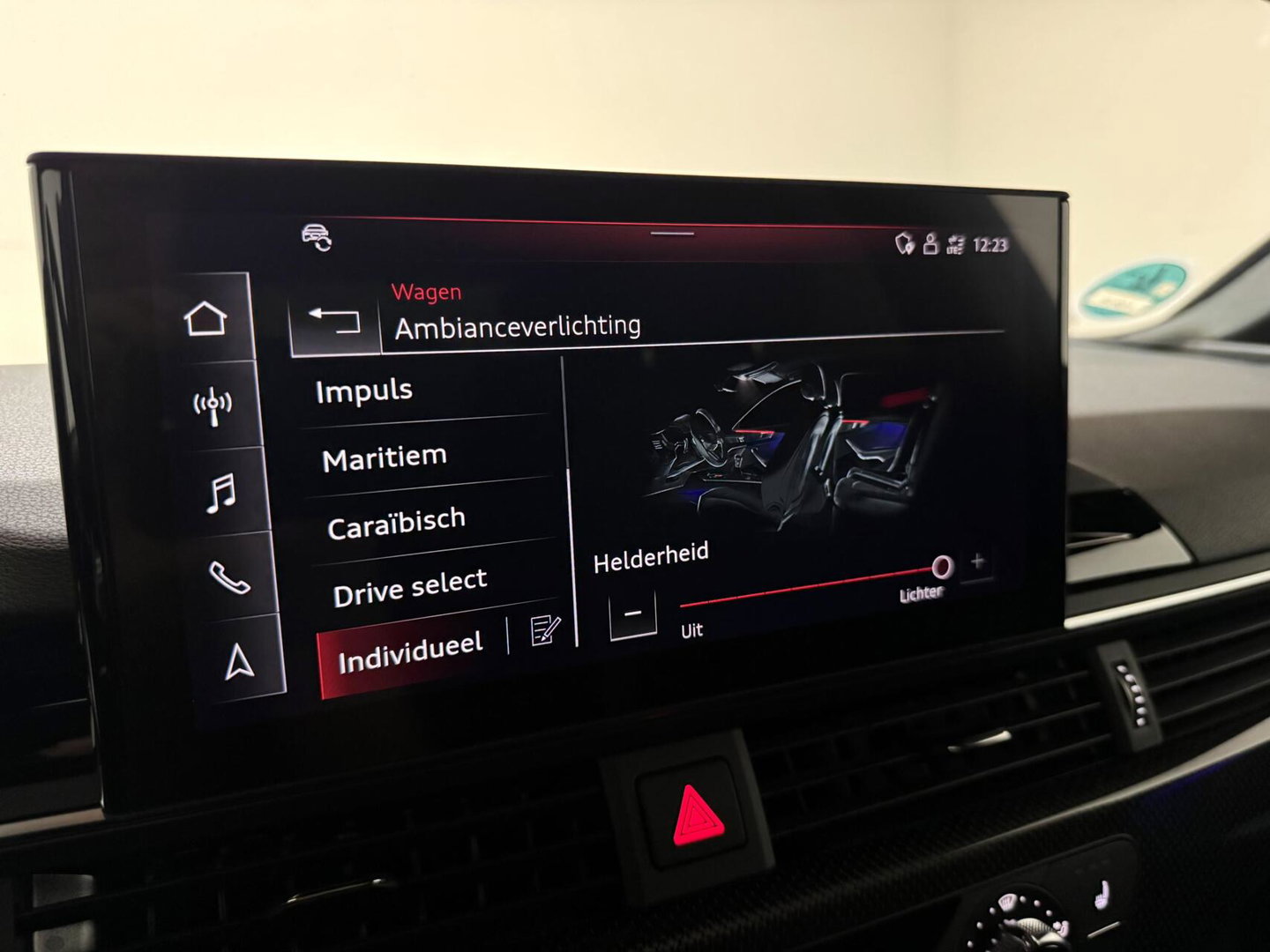 Audi A4 Avant 40 TDI S-Line Black Edition Sfeer Carplay Camera