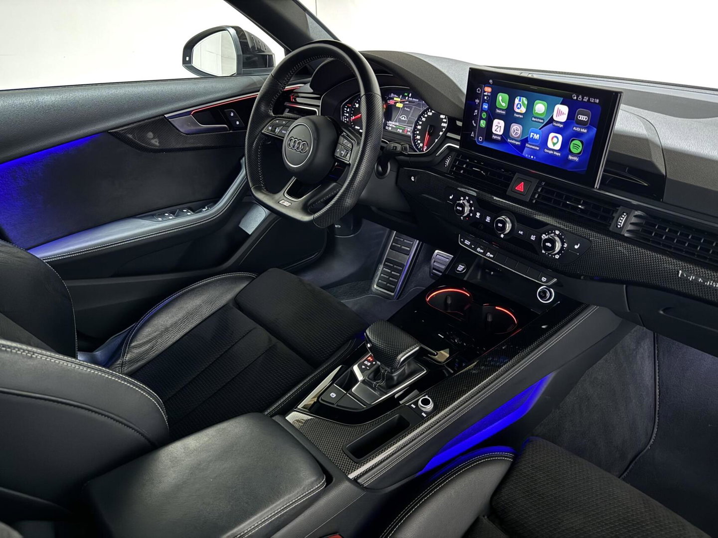 Audi A4 Avant 40 TDI S-Line Black Edition Sfeer Carplay Camera