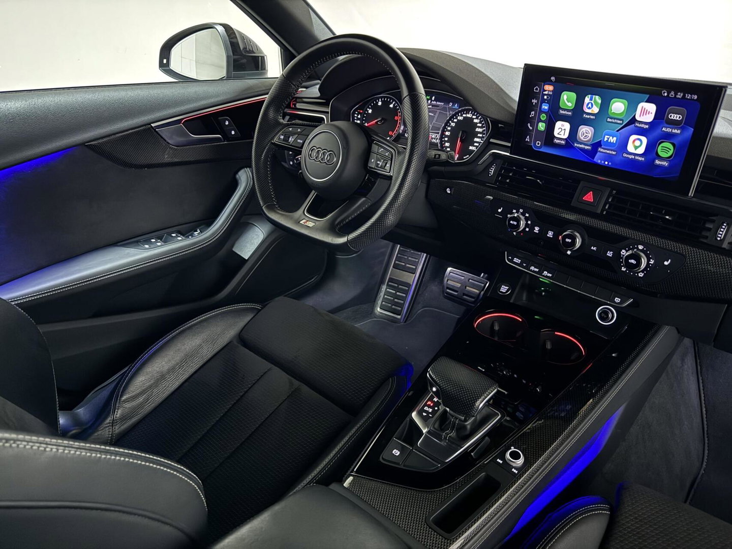Audi A4 Avant 40 TDI S-Line Black Edition Sfeer Carplay Camera
