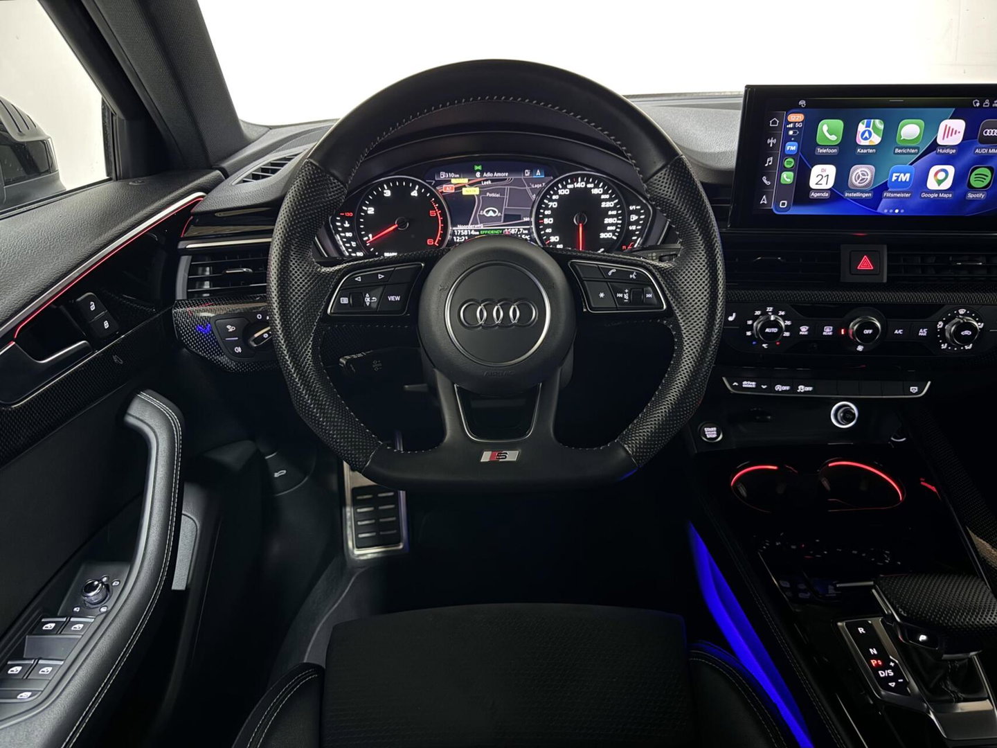 Audi A4 Avant 40 TDI S-Line Black Edition Sfeer Carplay Camera