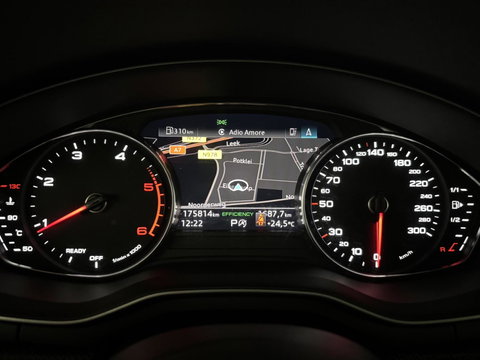 Audi A4 Avant 40 TDI S-Line Black Edition Sfeer Carplay Camera