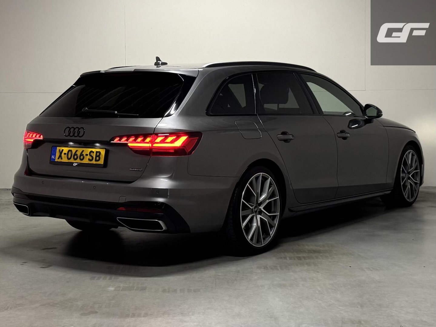Audi A4 Avant 40 TDI S-Line Black Edition Sfeer Carplay Camera