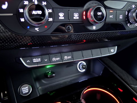 Audi A4 Avant 40 TDI S-Line Black Edition Sfeer Carplay Camera