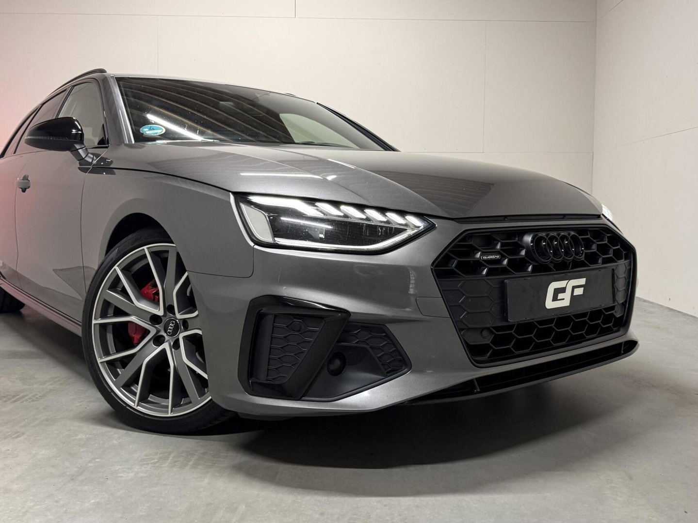 Audi A4 Avant 40 TDI S-Line Black Edition Sfeer Carplay Camera