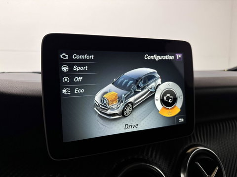 Mercedes-Benz A-Klasse 200 AMG Carplay Navi Cruise Stoelver. Clima