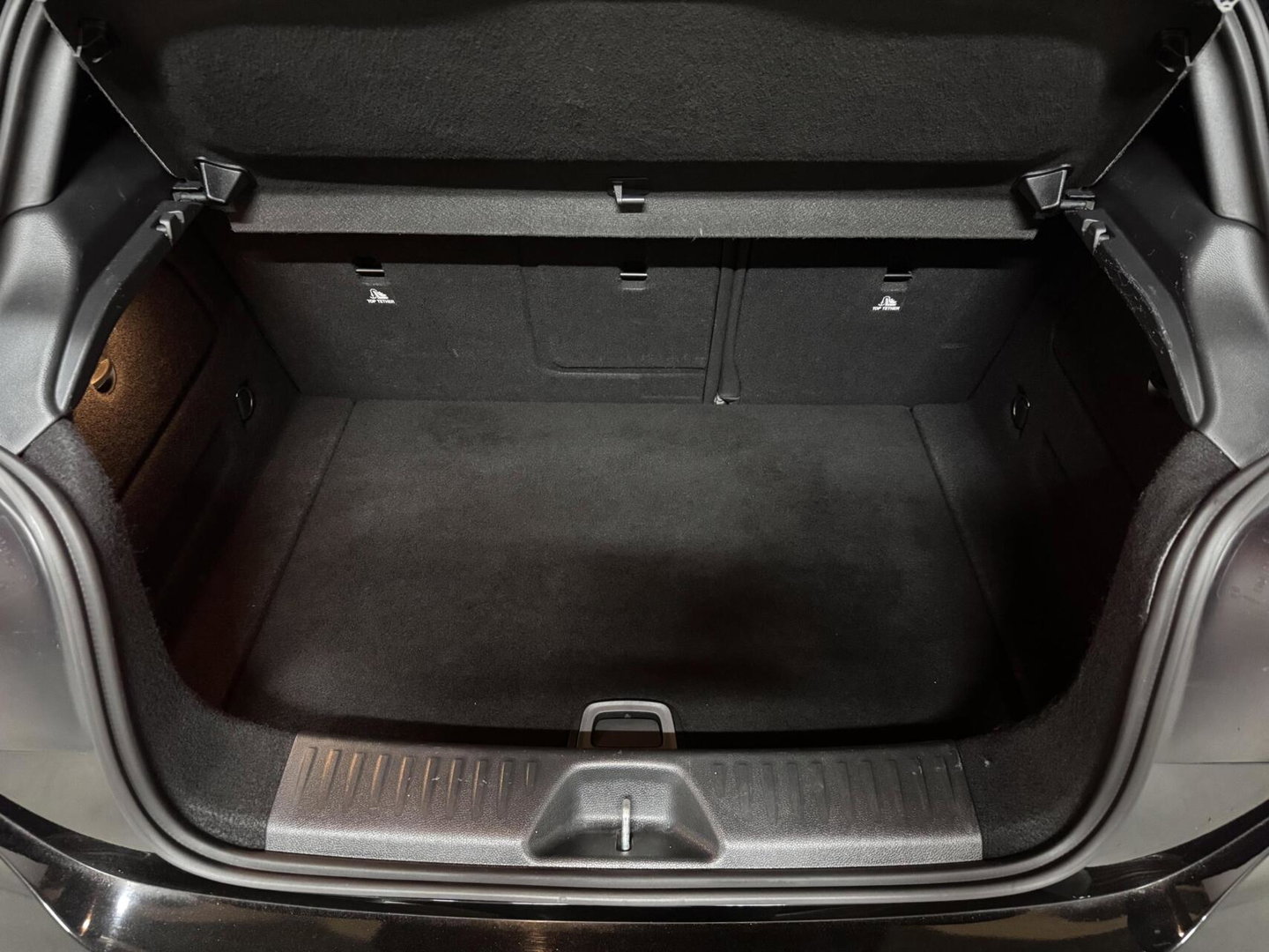 Mercedes-Benz A-Klasse 200 AMG Carplay Navi Cruise Stoelver. Clima