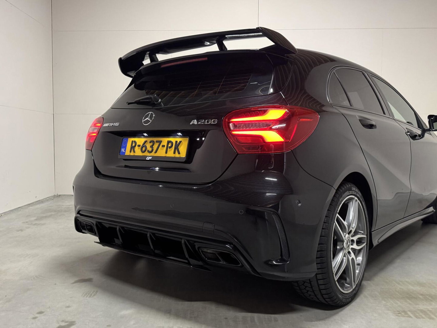 Mercedes-Benz A-Klasse 200 AMG Carplay Navi Cruise Stoelver. Clima