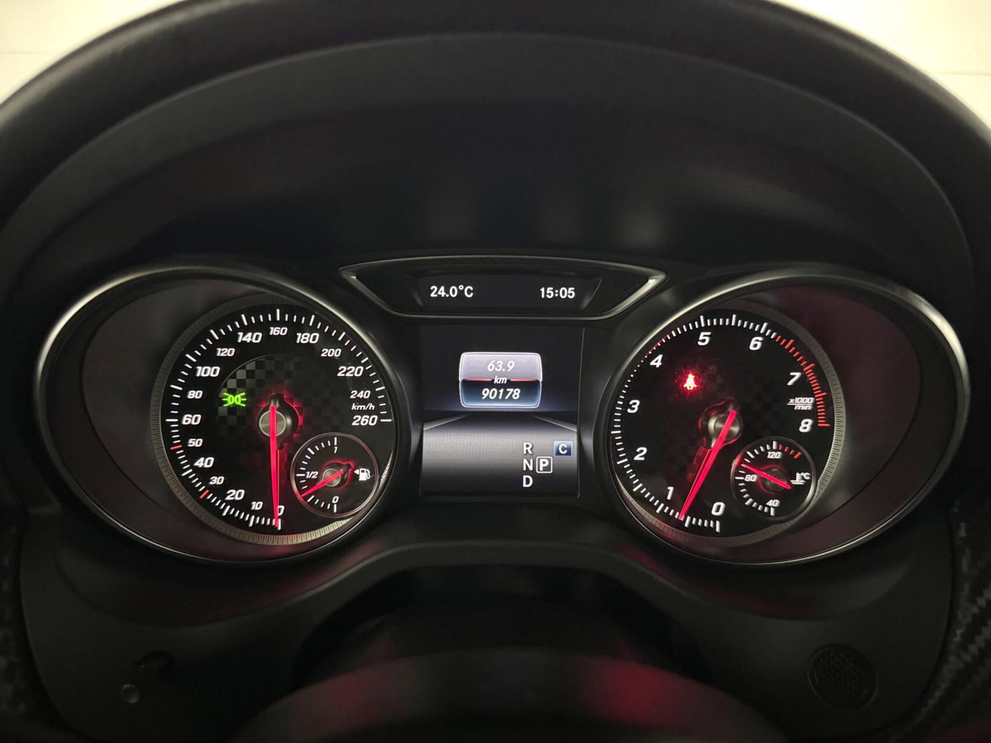 Mercedes-Benz A-Klasse 200 AMG Carplay Navi Cruise Stoelver. Clima