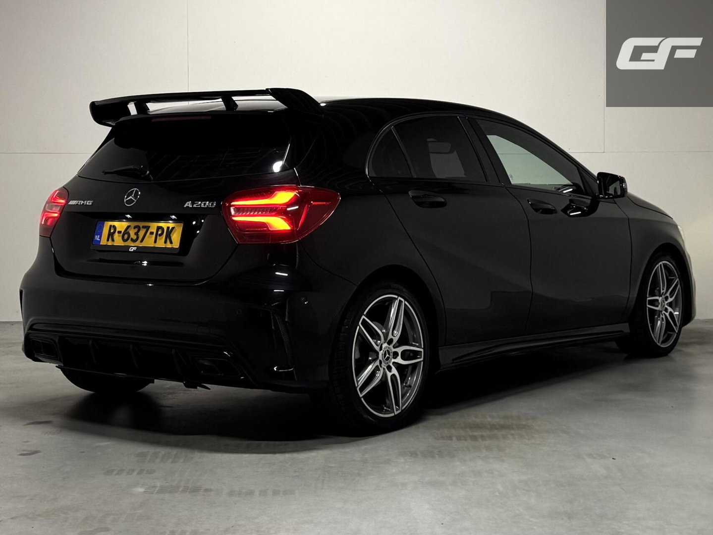 Mercedes-Benz A-Klasse 200 AMG Carplay Navi Cruise Stoelver. Clima