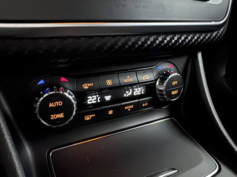 Mercedes-Benz A-Klasse 200 AMG Carplay Navi Cruise Stoelver. Clima
