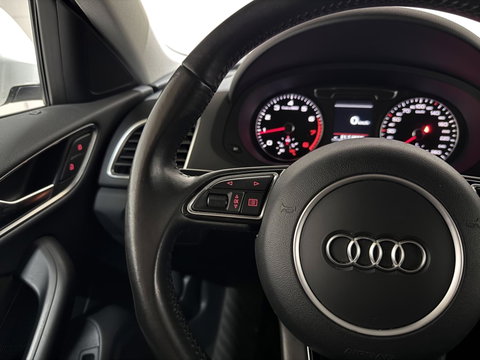 Audi Q3 1.4 TFSI CoD S-line Navi Clima Stoelver. Trekh.