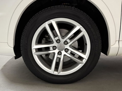 Audi Q3 1.4 TFSI CoD S-line Navi Clima Stoelver. Trekh.