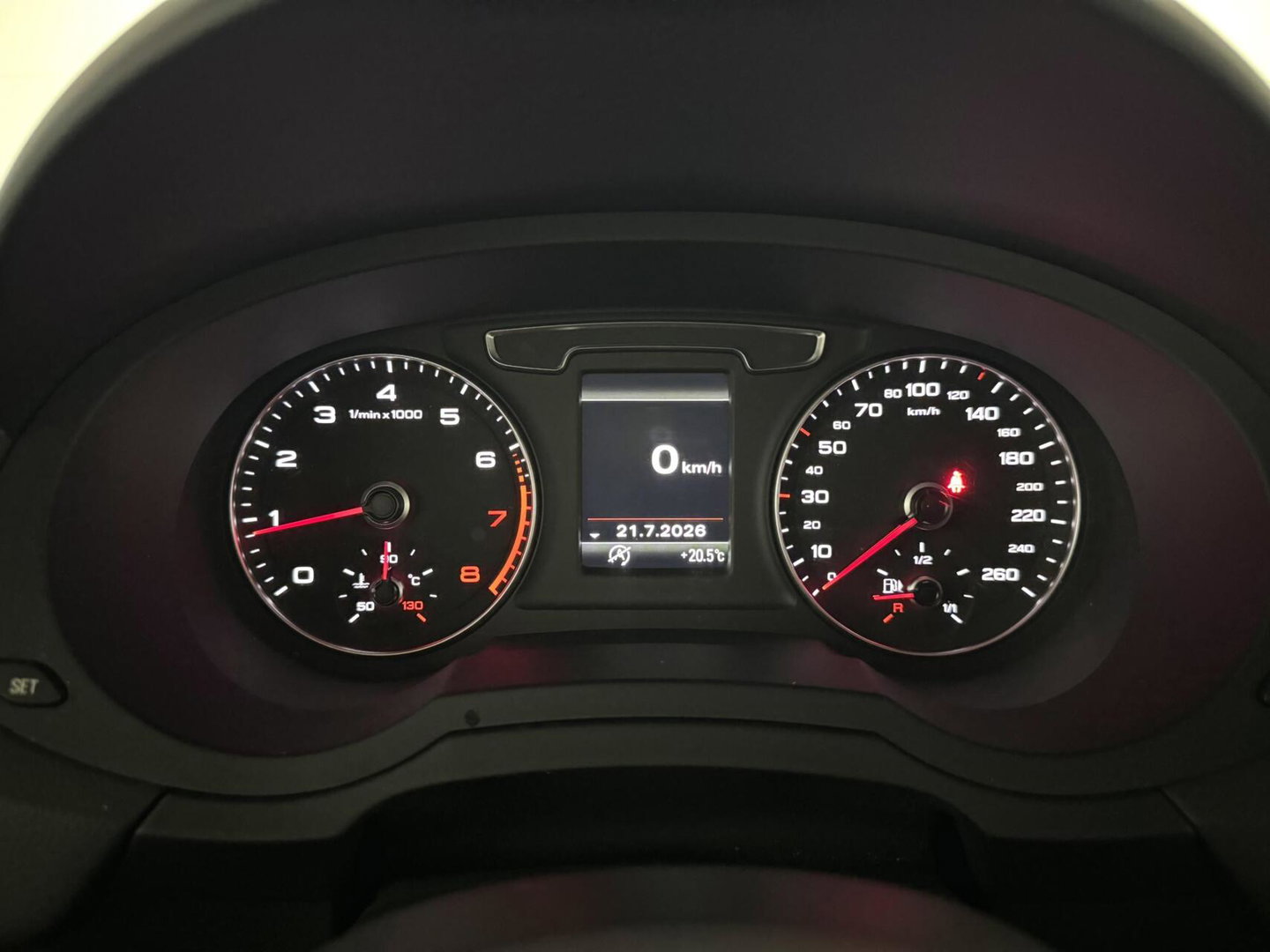 Audi Q3 1.4 TFSI CoD S-line Navi Clima Stoelver. Trekh.