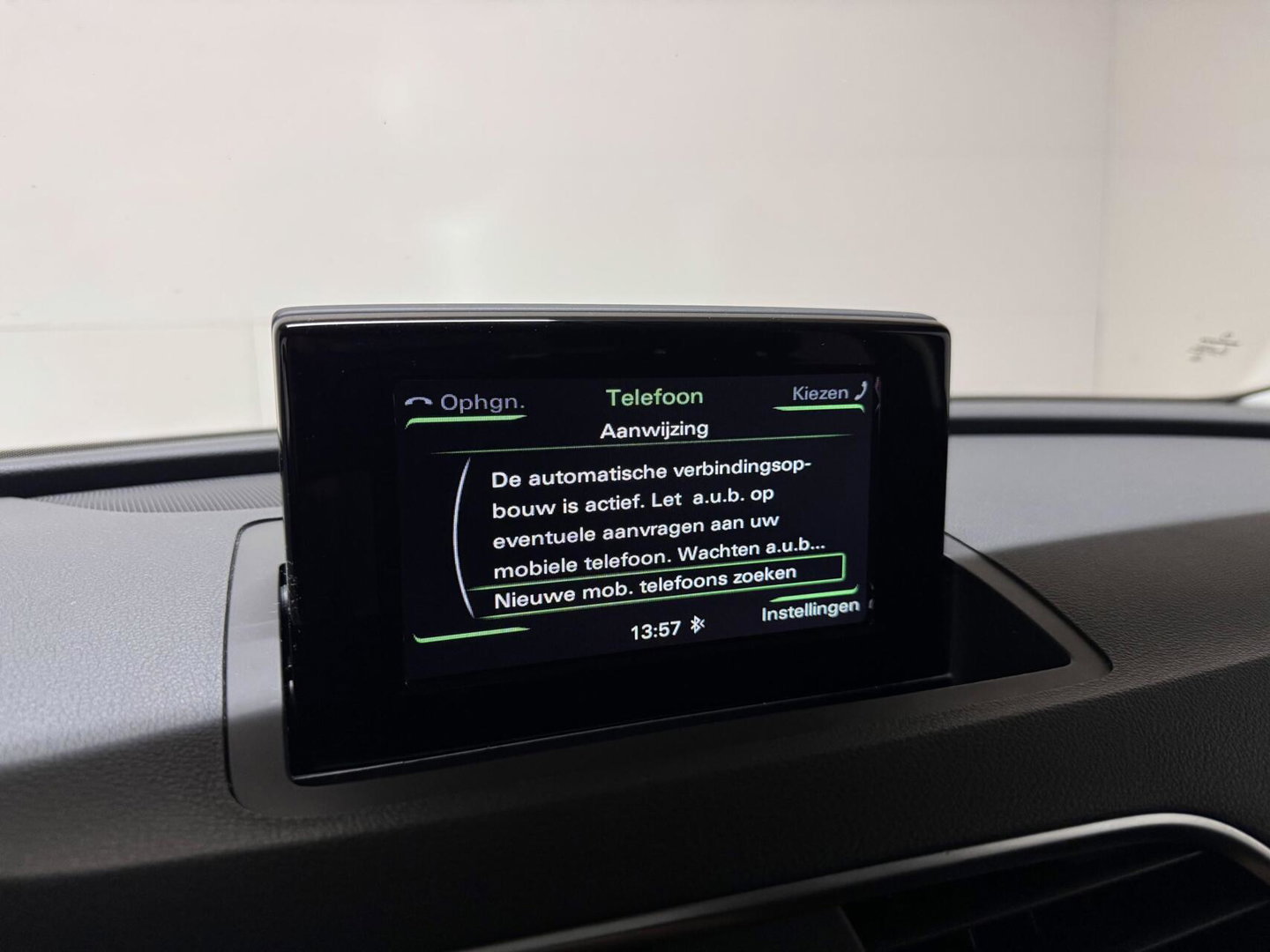 Audi Q3 1.4 TFSI CoD S-line Navi Clima Stoelver. Trekh.