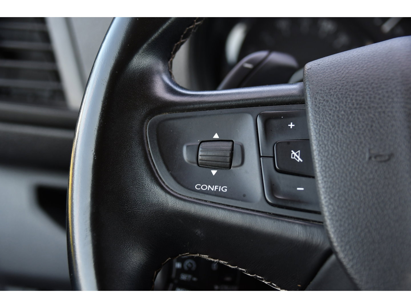 Peugeot Expert 2.0 BlueHDI 180 L3 DC PB Edition 360 Camera, Cruise, Carplay, 2 x Schuifdeur, 177pk, Automaat, Trekhaak, Multimedia, Clima, Uniek!