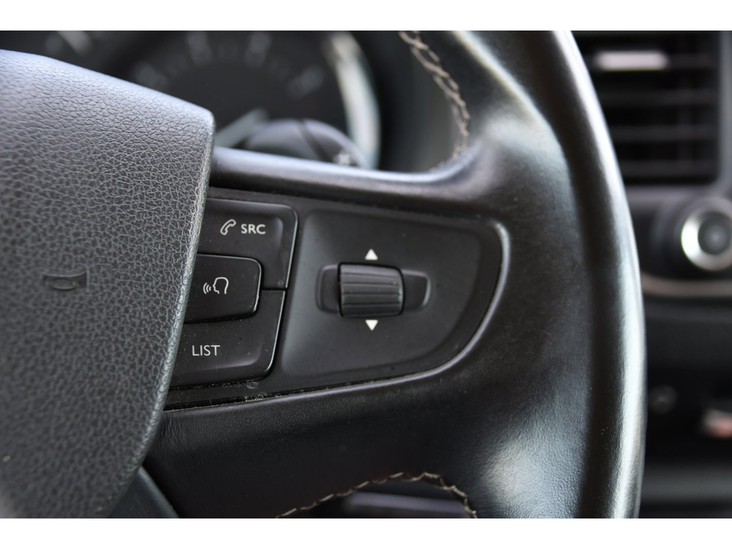 Peugeot Expert 2.0 BlueHDI 180 L3 DC PB Edition 360 Camera, Cruise, Carplay, 2 x Schuifdeur, 177pk, Automaat, Trekhaak, Multimedia, Clima, Uniek!