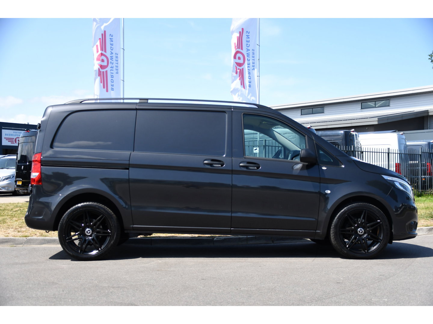 Mercedes-Benz Vito 116 CDI PB Edition Camera, Cruise, Caprlay, LED, 164pk, Automaat, Multimedia, Clima, Uniek!