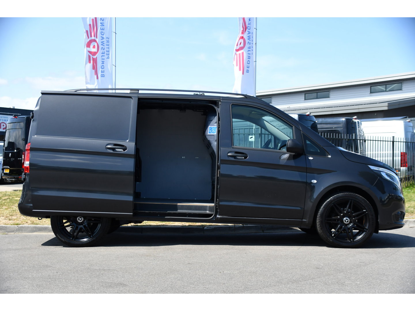 Mercedes-Benz Vito 116 CDI PB Edition Camera, Cruise, Caprlay, LED, 164pk, Automaat, Multimedia, Clima, Uniek!