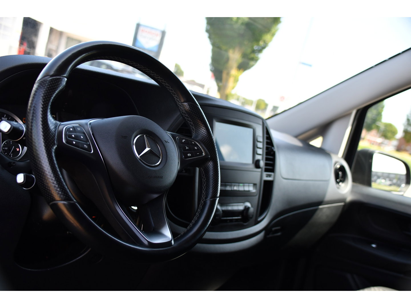 Mercedes-Benz Vito 116 CDI PB Edition Camera, Cruise, Caprlay, LED, 164pk, Automaat, Multimedia, Clima, Uniek!