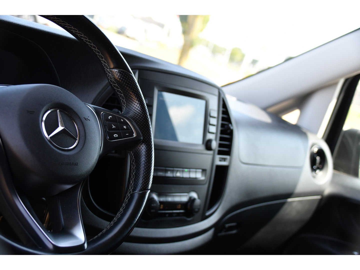 Mercedes-Benz Vito 116 CDI PB Edition Camera, Cruise, Caprlay, LED, 164pk, Automaat, Multimedia, Clima, Uniek!