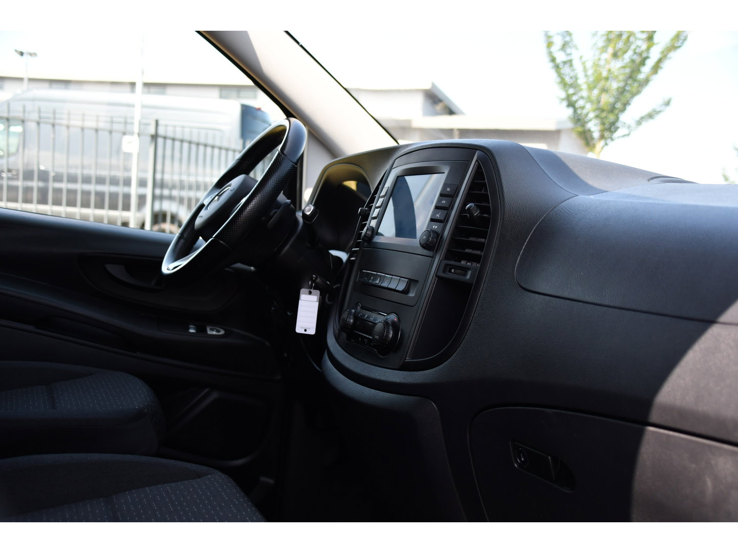 Mercedes-Benz Vito 116 CDI PB Edition Camera, Cruise, Caprlay, LED, 164pk, Automaat, Multimedia, Clima, Uniek!