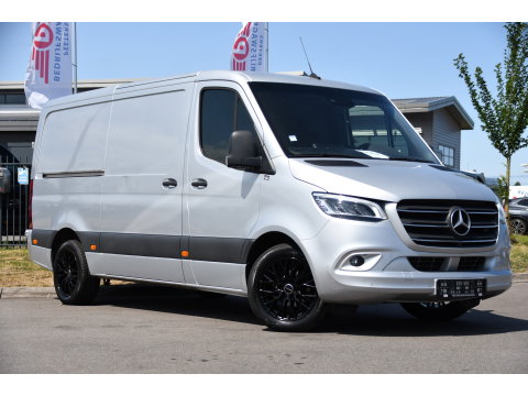 Mercedes-Benz Sprinter 319 V6 3.0 CDI L2H1 PB Edition 360 Camera, Adaptieve Cruise, Carplay, 3500kg Trekhaak, LED, 10,5'' Mbux, Sensoren, Leder, Stoelverwarming, Uniek!