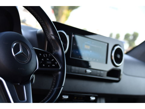 Mercedes-Benz Sprinter 319 V6 3.0 CDI L2H1 PB Edition 360 Camera, Adaptieve Cruise, Carplay, 3500kg Trekhaak, LED, 10,5'' Mbux, Sensoren, Leder, Stoelverwarming, Uniek!