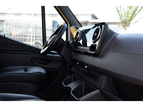 Mercedes-Benz Sprinter 319 V6 3.0 CDI L2H1 PB Edition 360 Camera, Adaptieve Cruise, Carplay, 3500kg Trekhaak, LED, 10,5'' Mbux, Sensoren, Leder, Stoelverwarming, Uniek!