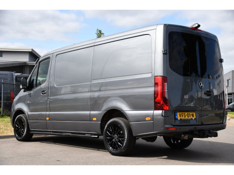 Mercedes-Benz Sprinter 316 2.2 CDI L2H1 PB Edition Camera, Cruise, Carplay, LED, 3500kg Trekhaak, 10,5'' Mbux, Stoelverwarming, Sensoren, Uniek!