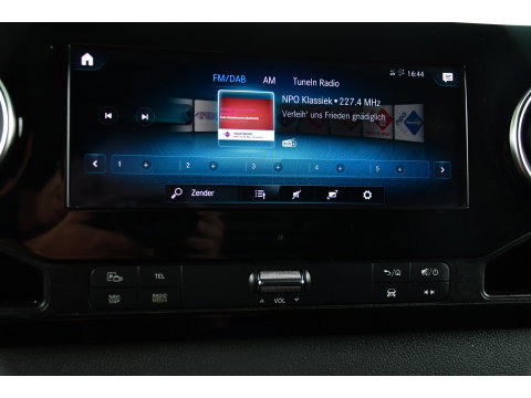 Mercedes-Benz Sprinter 316 2.2 CDI L2H1 PB Edition Camera, Cruise, Carplay, LED, 3500kg Trekhaak, 10,5'' Mbux, Stoelverwarming, Sensoren, Uniek!