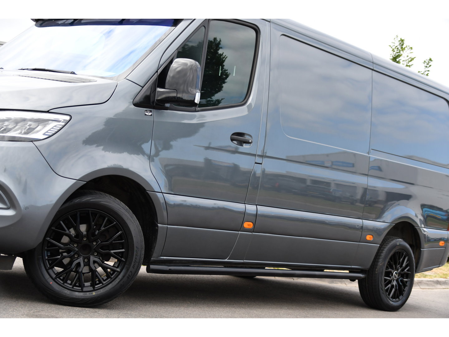 Mercedes-Benz Sprinter 316 2.2 CDI L2H1 PB Edition Camera, Cruise, Carplay, LED, 3500kg Trekhaak, 10,5'' Mbux, Stoelverwarming, Sensoren, Uniek!