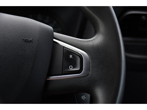 Renault Master T35 2.3 dCi 150 L3H2 Edition Glasresteel! Camera, Cruise, LED, Automaat, 150pk, multimedia, Leder, Trekhaak, Sensoren, Uniek! Glaswagen, Imperiaal, Glas resteel, Glas, Bouw