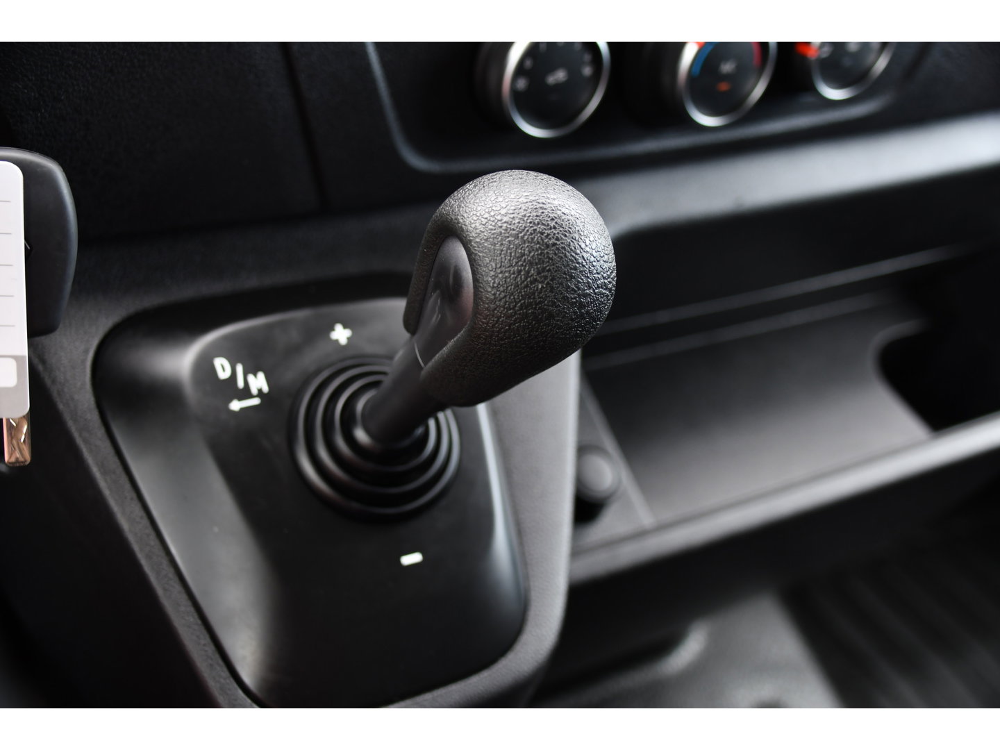 Renault Master T35 2.3 dCi 150 L3H2 Edition Glasresteel! Camera, Cruise, LED, Automaat, 150pk, multimedia, Leder, Trekhaak, Sensoren, Uniek! Glaswagen, Imperiaal, Glas resteel, Glas, Bouw